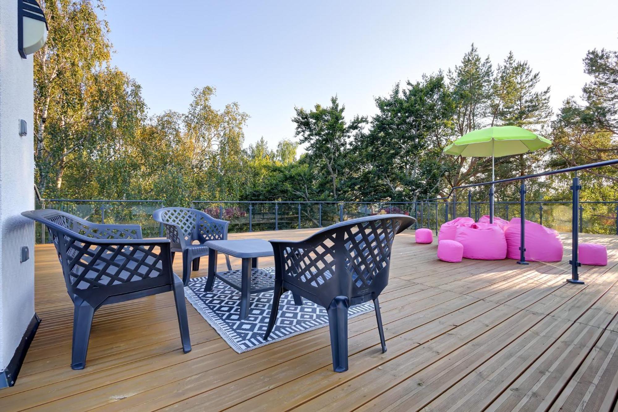 Poddabek Comfort I Z Tarasem Na Dachu, Ogrodkiem, Basenem Zewnetrznym I Wewnetrznym, Sala Zabaw I Animacjami Apartment